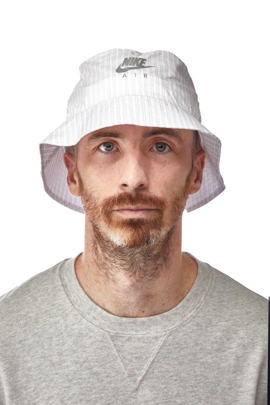Nike striped bucket hat clearance