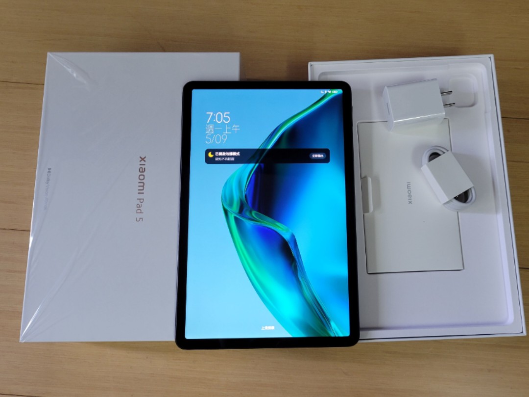 二手] Xiaomi 小米Pad 5 宇宙灰WIFI 11吋(6G/256G), 手機及配件, 手機