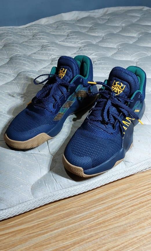 ADIDAS D.O.N.issue 1 GCA, Fesyen Pria 