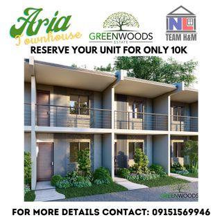 Affordable townhouse with balcony