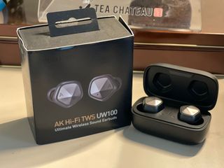 （分類：）位於 。 由 samhaha2 提交（商品編號 1159574562，圖片 1）。簡介： 。