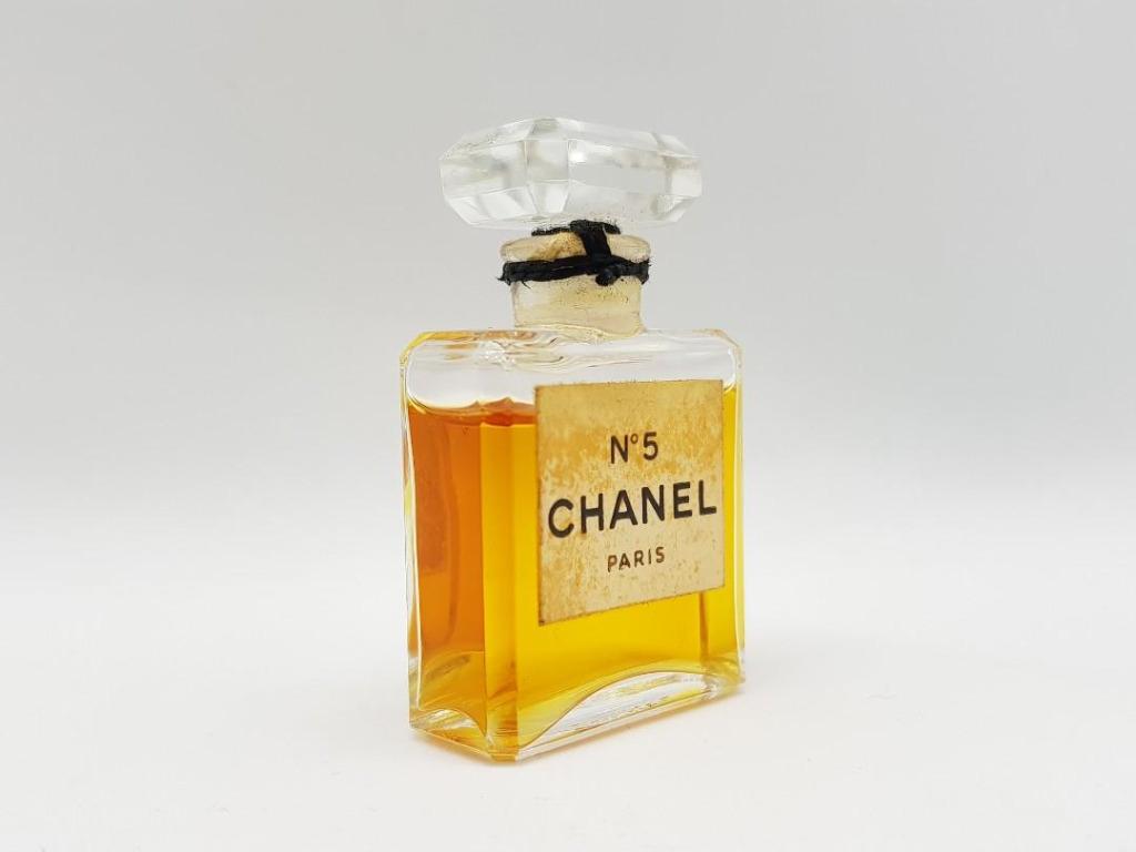 AUTHENTIC CHANEL VINTAGE 1950-60'S CHANEL NO. 5 TTPM SIZE 7ML MINIATURE  PERFUME BOTTLE - UNOPENED, Luxury, Accessories on Carousell