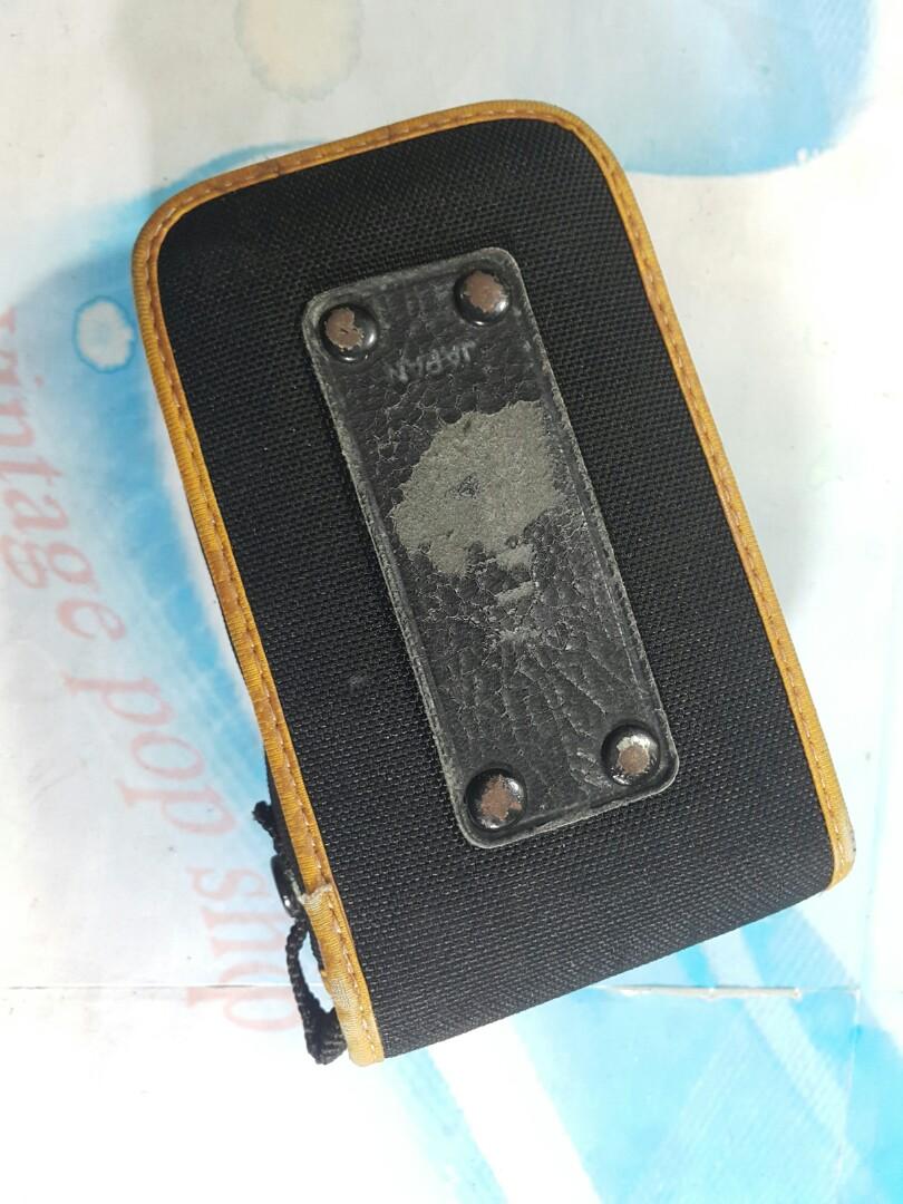 Autoboy 2 Original Pouch Case (Category: Camera Bags & Carriers) located in Paranaque City. Submitted by vintagepopsicle (Listing ID 1159622181, Image 2). Description: Protect your Autoboy 2 from scratches, dust and dings with this authentic canon pouch made for the autoboy 2. Gcash and Lalamove. Sold As Is..