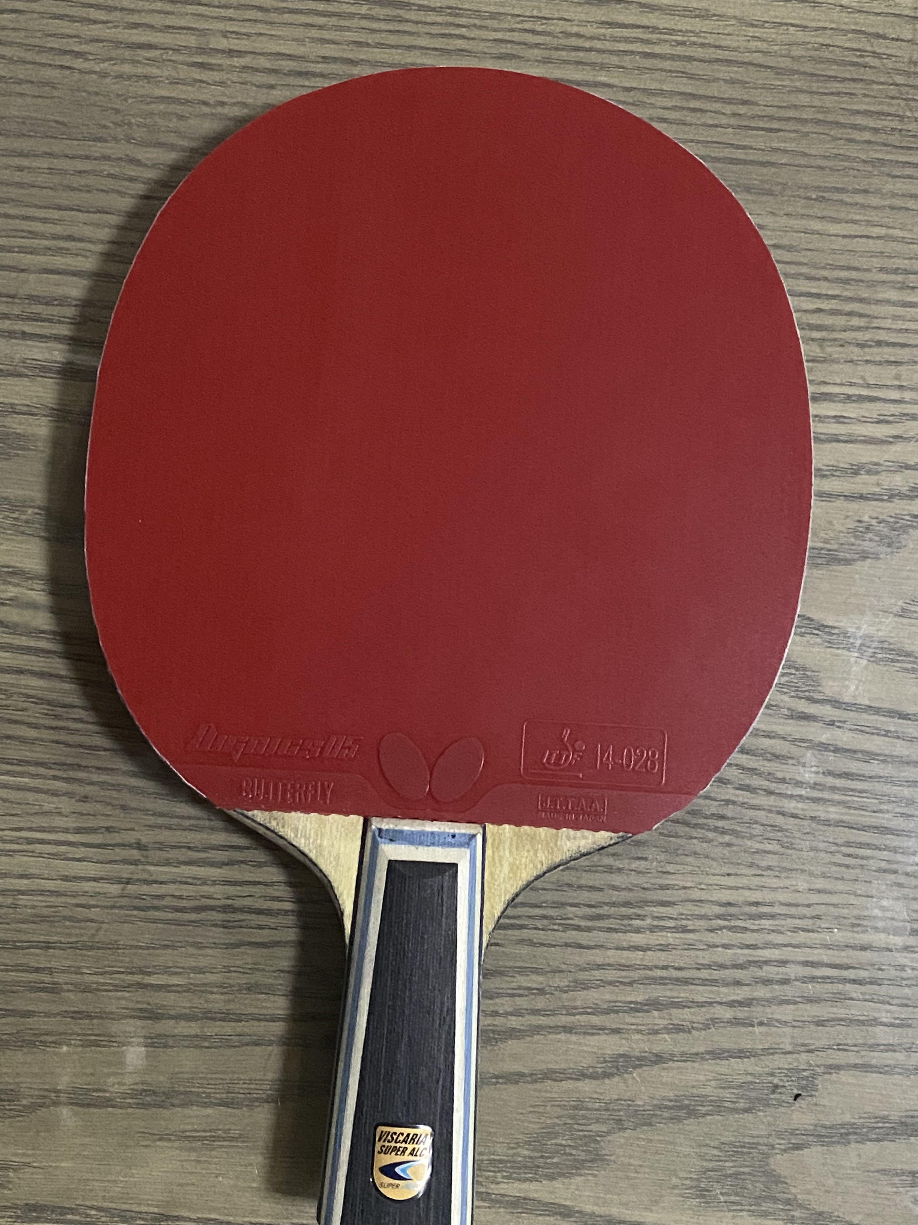 Butterfly Dignics 05 D05 Red Table Tennis Rubber, Sports Equipment