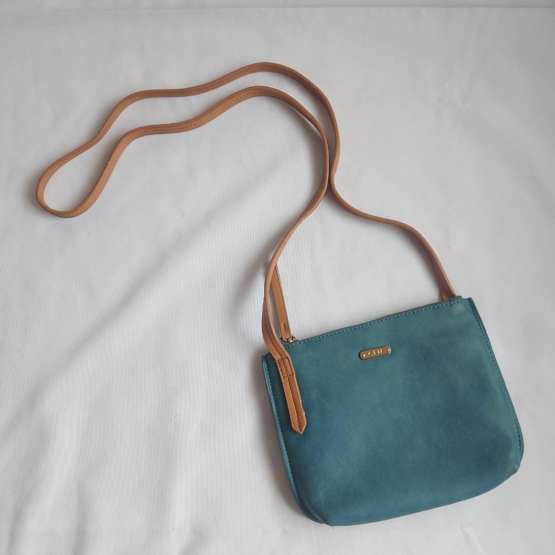 Brandnew CLN sling bag, Women's Fashion, Bags & Wallets, Cross-body Bags on  Carousell