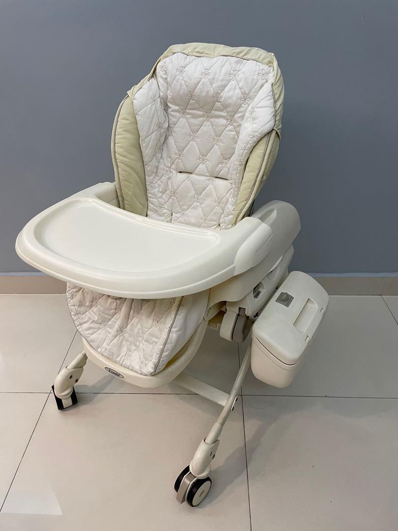 Combi swing high chair hot sale