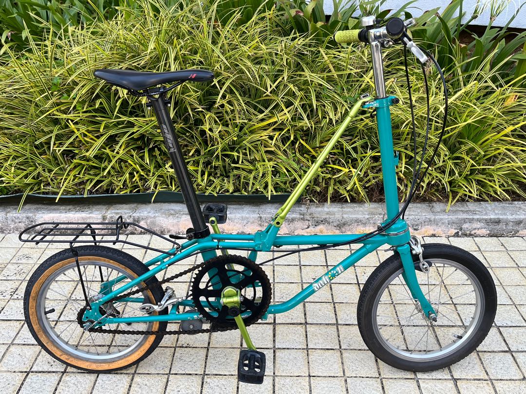 Dahon classic folding bike