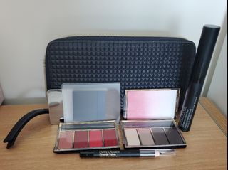（分類：）位於 。 由 dolcehut 提交（商品編號 1159632544，圖片 1）。簡介： 。