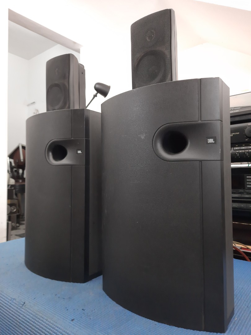 Jbl satelite and passive subwoofer Audio Soundbars Speakers Jbl satelite and passive subwoofer Audio Soundbars Speakers