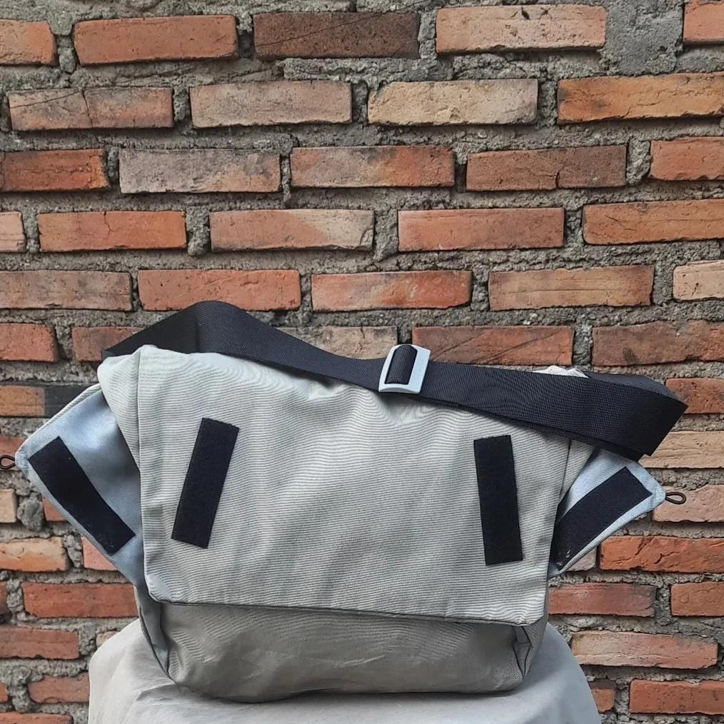 Mandarina duck messenger bag, Fesyen Pria, Tas \u0026 Dompet , Tas Selempang di  Carousell