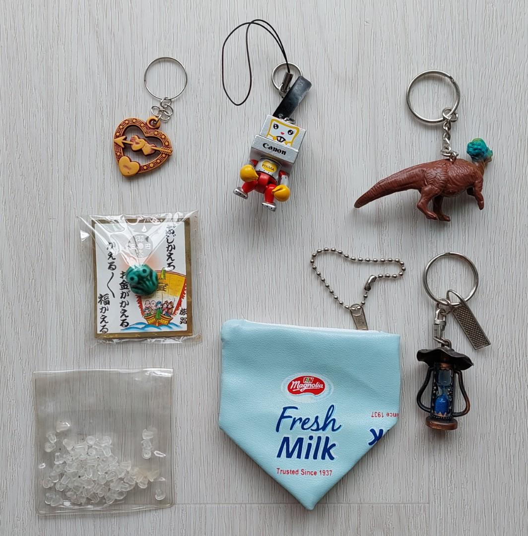 Miscellaneous things (Category: Everything Else) located in Singapore. Submitted by zim (Listing ID 1159629911, Image 1). Description: All brand new. Some have been kept for a long time. Free with any purchase from my other listings. Meetup at my convenience or pay for postage..