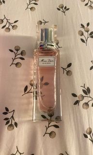 (Category: ) located in . Submitted by SueAnwar (Listing ID 1159687937, Image 1). Description: .