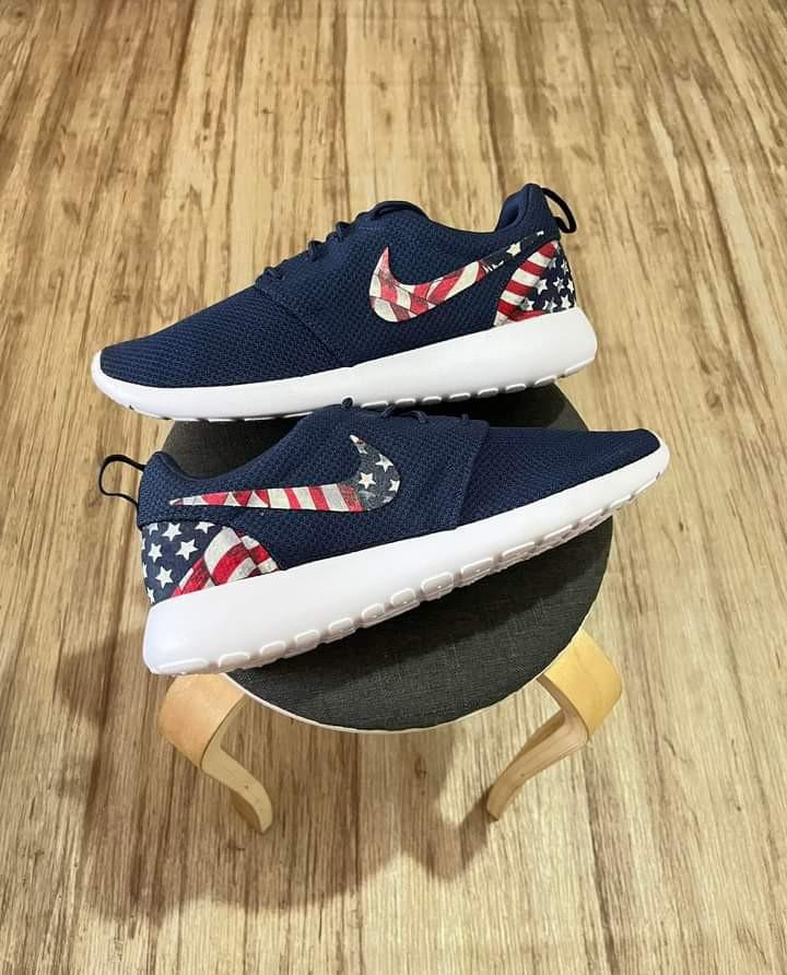 Nike Roshe One 'US Flag', Men's Fashion, Footwear, Sneakers on Carousell