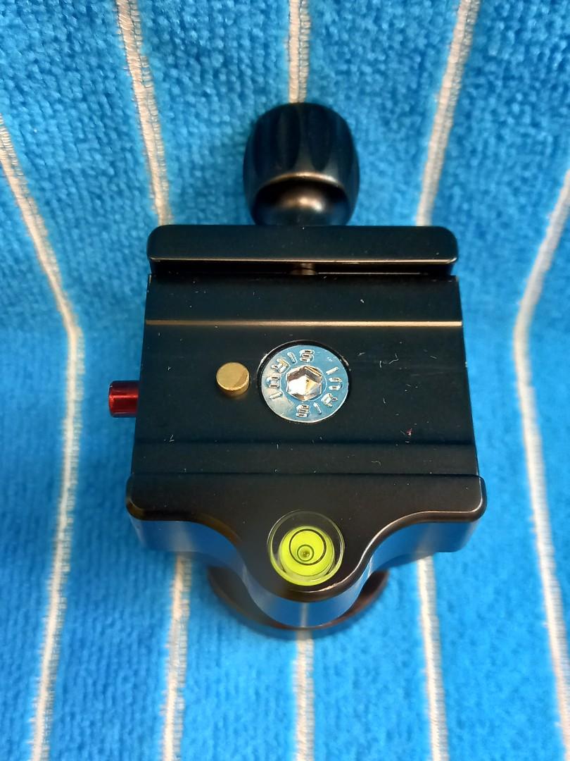 Sirui L10 tilt head, Photography, Photography Accessories, Tripods