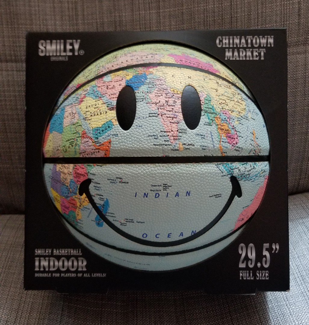 Smiley Globe (Earth) Basketball ~ Blue / Collectible item / 世界