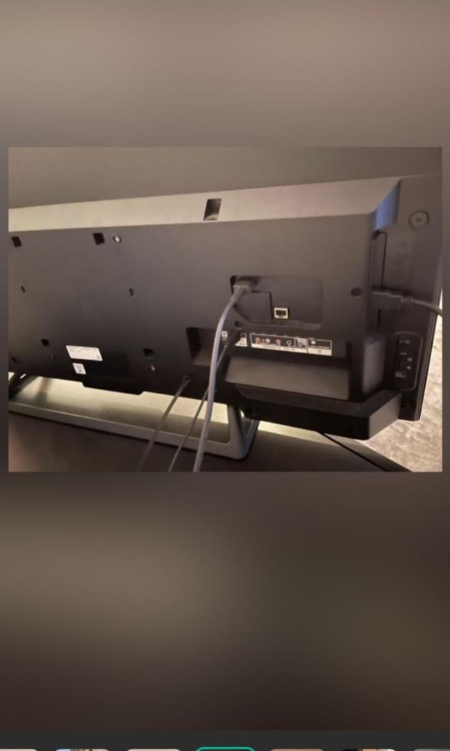 Sony Bravia R55C 40" with Stand, TV & Home Appliances, TV