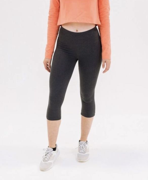 Spalding Capri leggings, Fesyen Wanita 