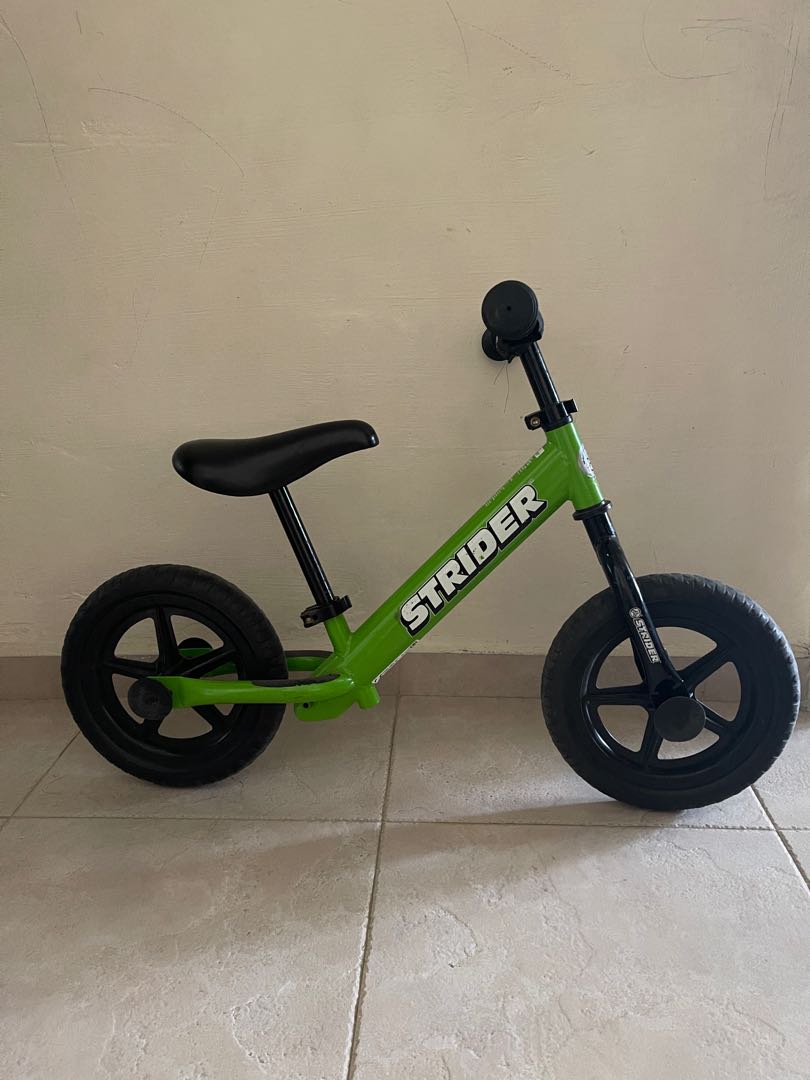 Strider balance bike, Sports Equipment 