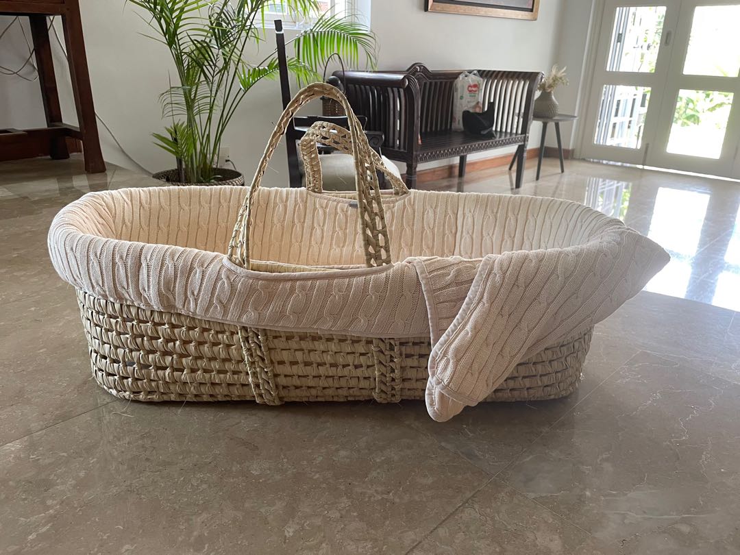 Tadpole Moses basket, Babies & Kids, Baby Nursery & Kids Furniture