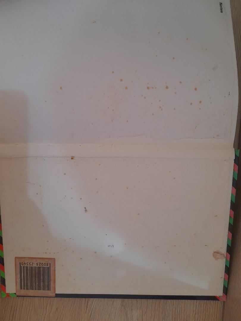 The Oxford Primary School Thesaurus hard bound book, Hobbies & Toys