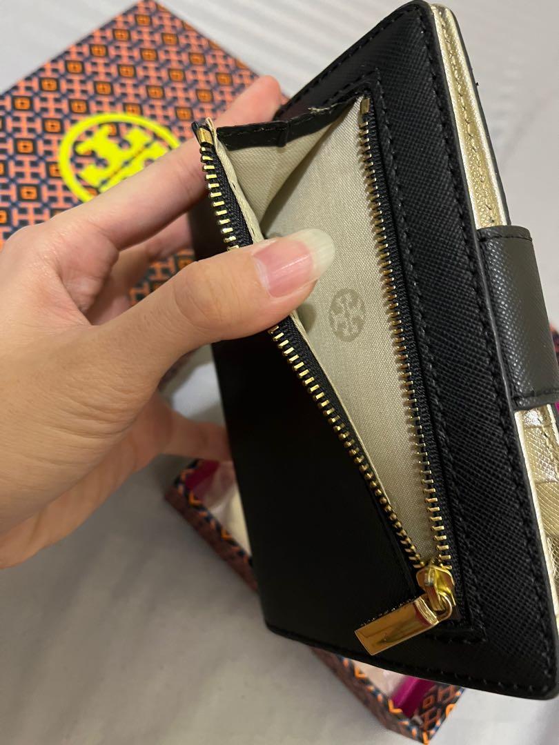 tory burch passport holder set
