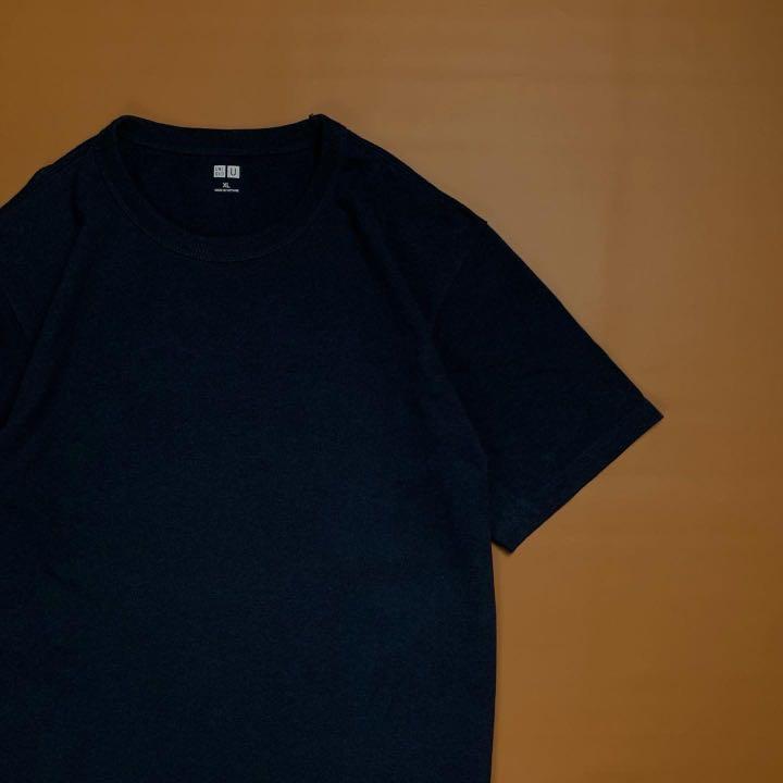 T-Shirt Uniqlo, Fesyen Pria, Pakaian 