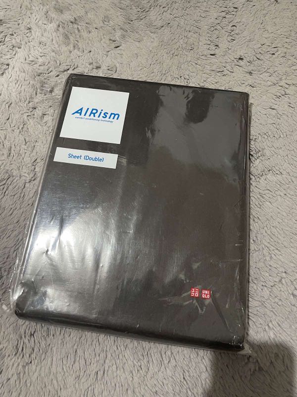 BNEW Uniqlo AIRism Bedsheet (Double) Dark Brown, Furniture & Home Living, Home Decor, Cushions