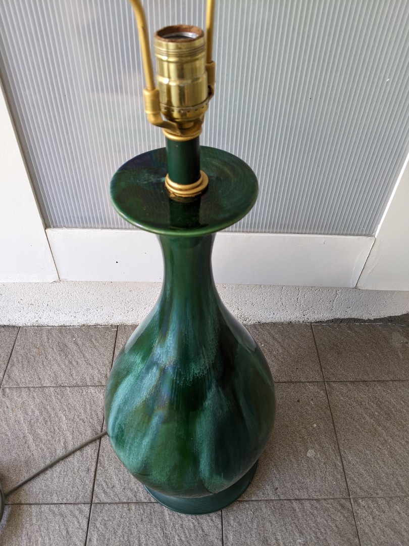 Leviton mid century online lamp