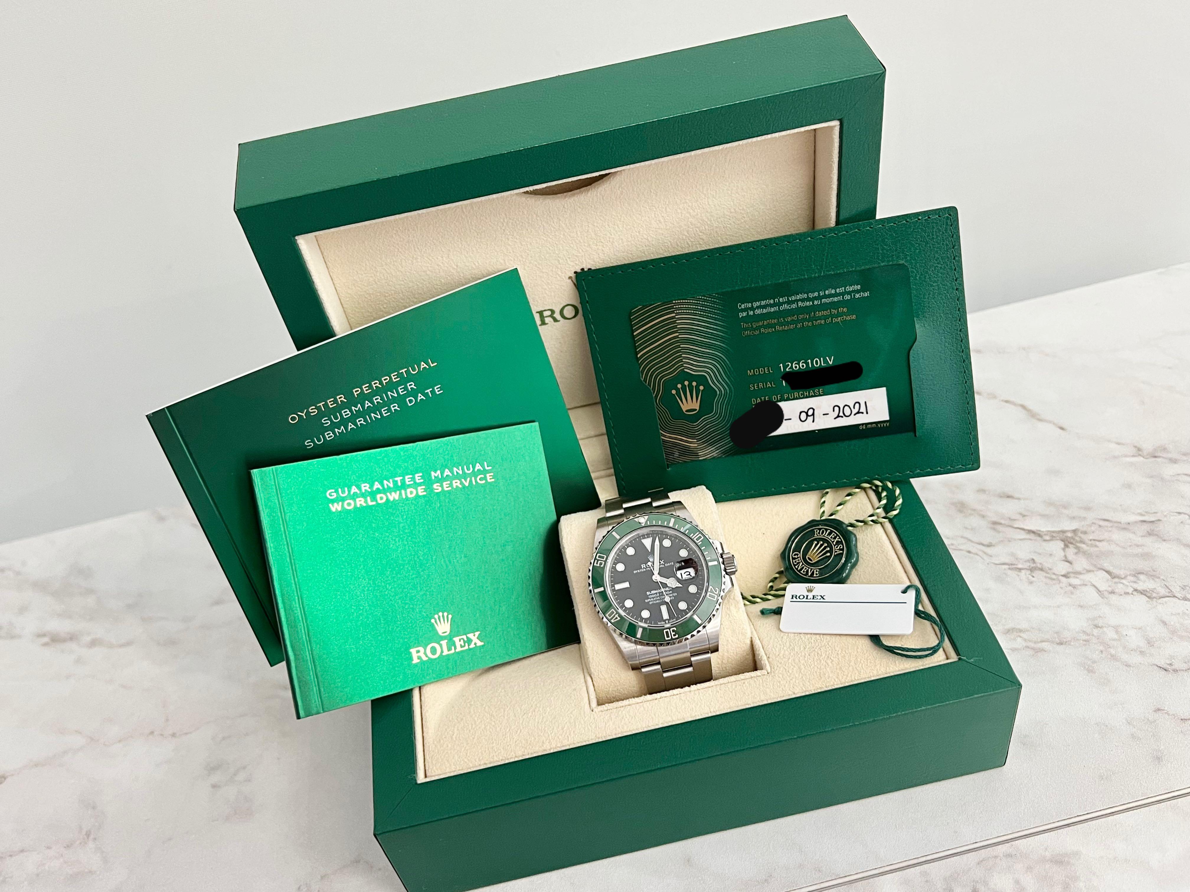 Rolex lv 綠黑starbucks 95新full Set 新保卡 名牌 手錶 Carousell