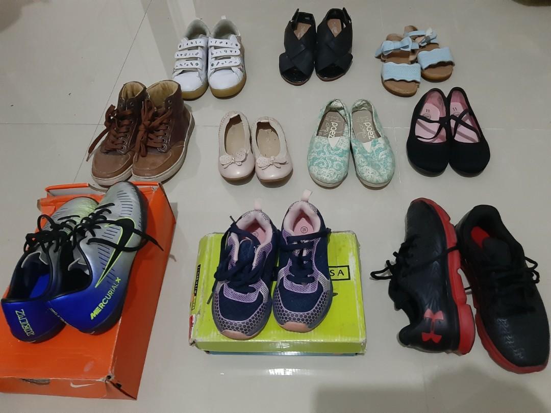 150 (Category: Babies & Kids Fashion) located in Taguig. Submitted by girly.acuna (Listing ID 1164054697, Image 3). Description: 2 shoes for 150. 3 to 5yo. SF to be shouldered by buyer. Location: Lancaster, General Trias Cavite.