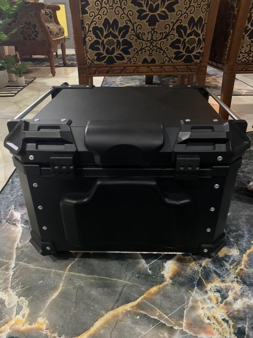 55l top box for sale !!, Motorcycles, Motorcycle Accessories on Carousell