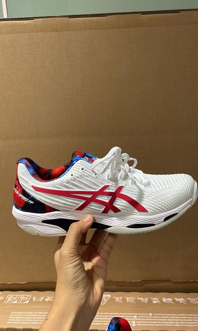 Acis shoes