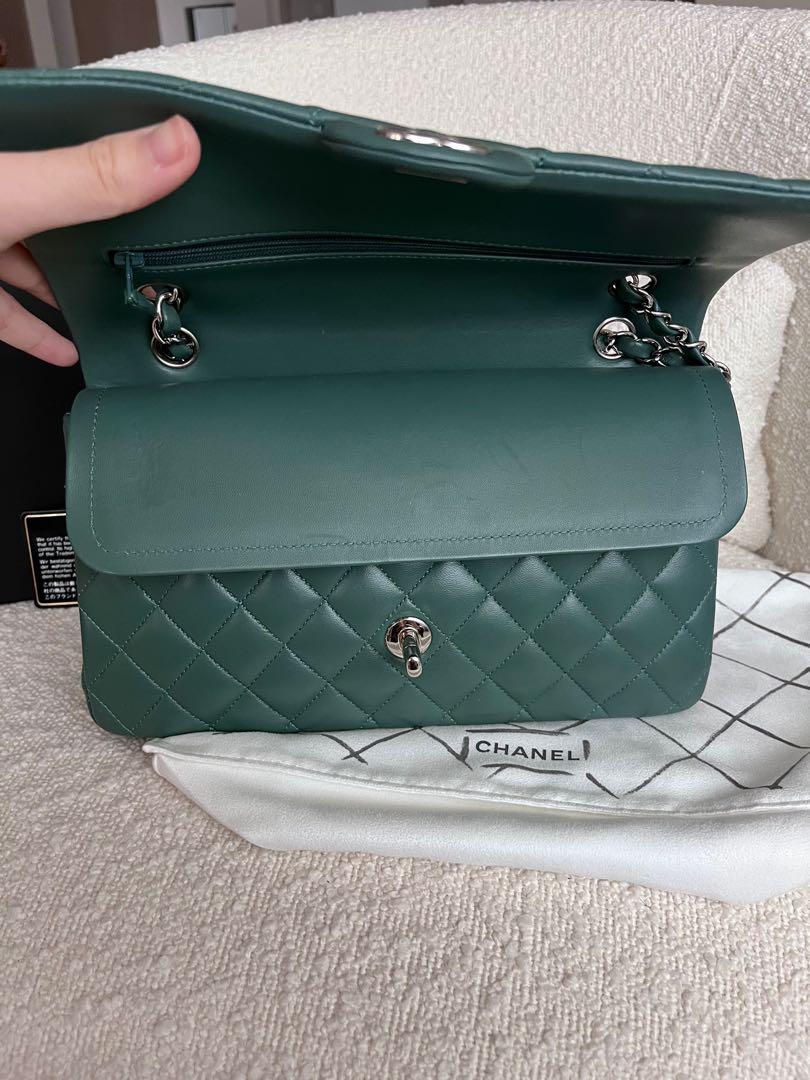 Chanel 18S emerald green trifold wallet