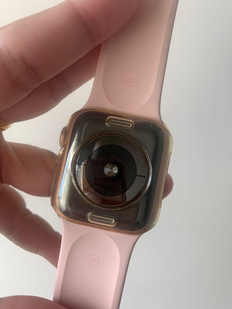 Apple watch series 5 40mm gold 2025 aluminum case with pink sand sport band