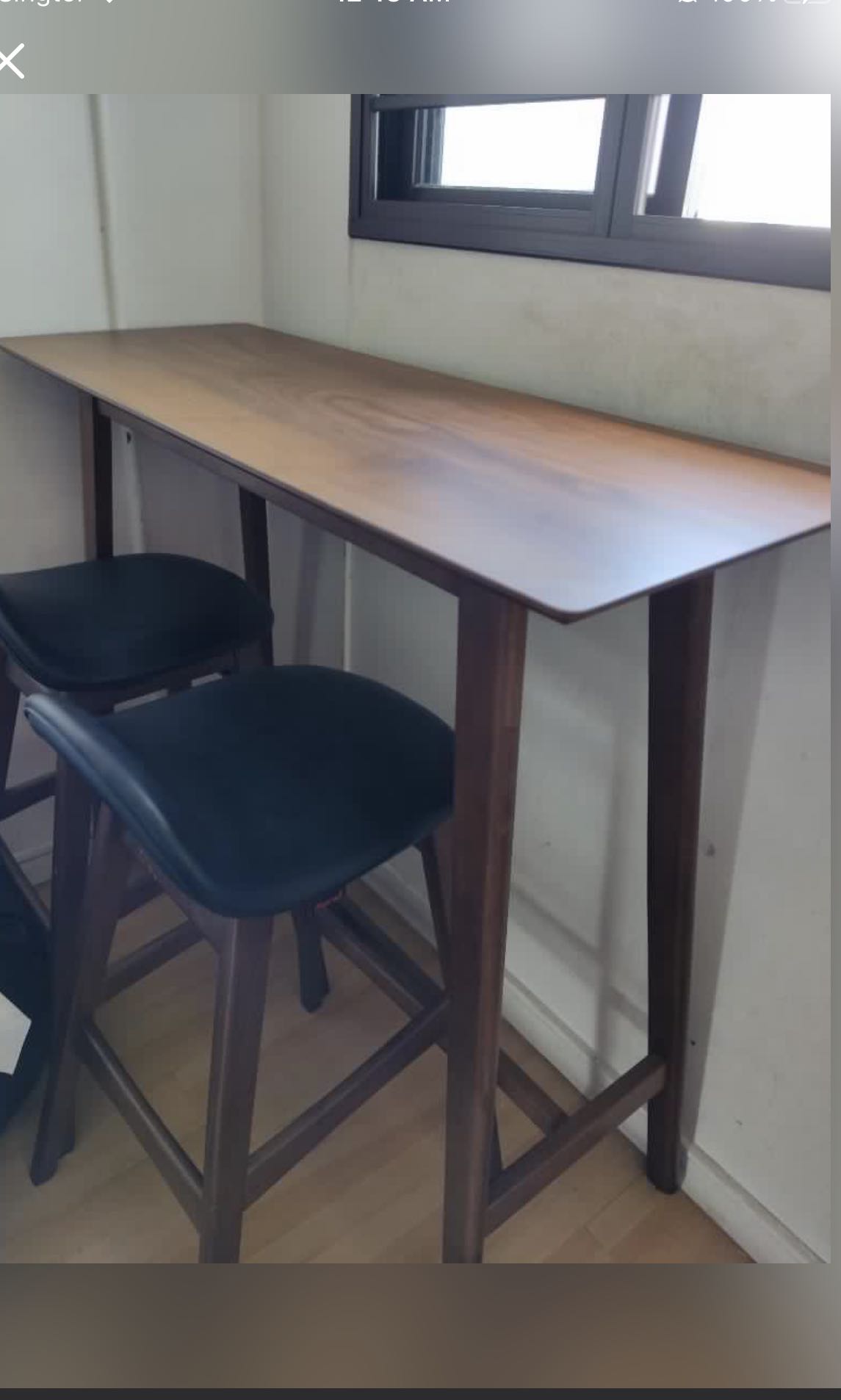 Bar Top table with 2 chairs, Furniture & Home Living, Furniture, Tables