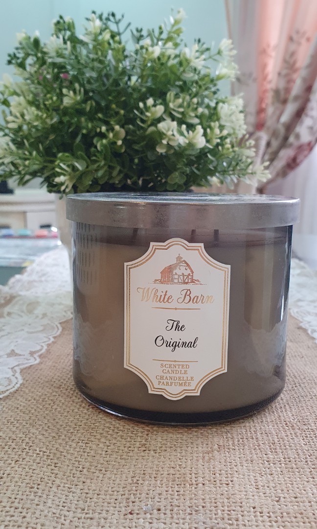 BBW Candle White Barn The Original, Furniture & Home Living, Home