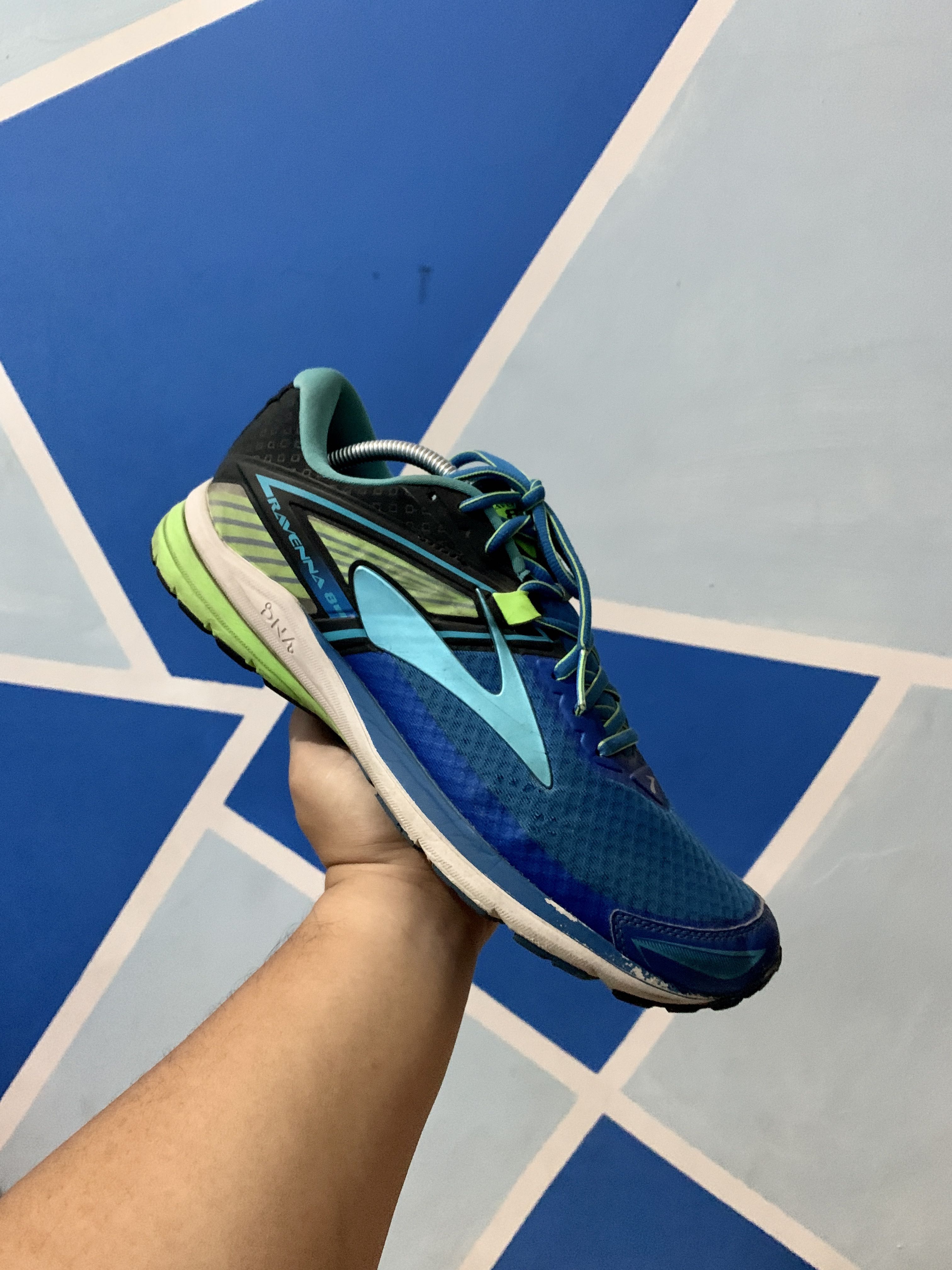 Brooks ravenna 8 hotsell gold
