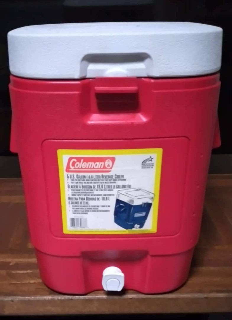 Coleman 5 gallon Water Jug, Furniture & Home Living, Kitchenware