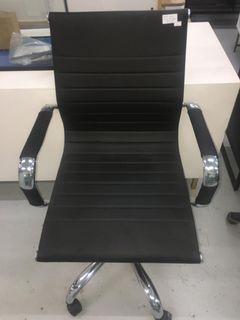 Ergolux Eames Replica Back Ribbed Office Chair