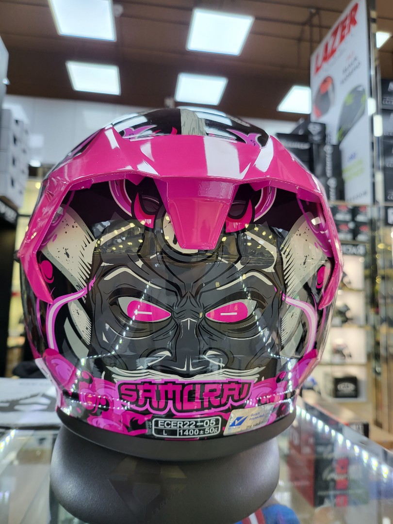 Evo helmet, Motorcycles, Motorcycle Accessories on Carousell