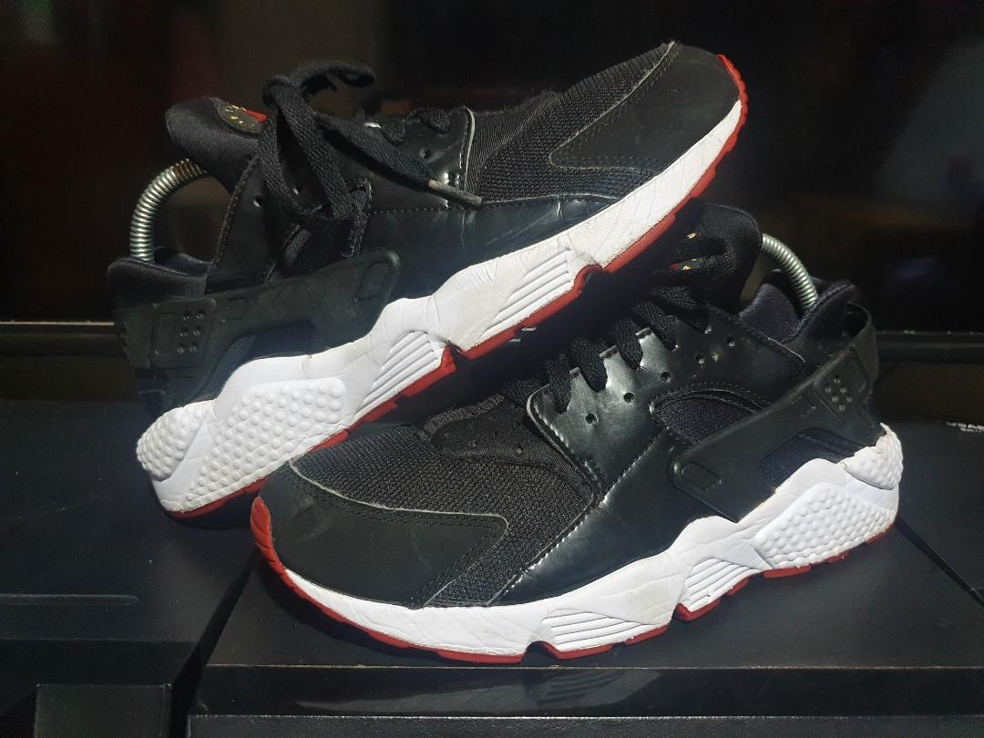 Huarache bred top