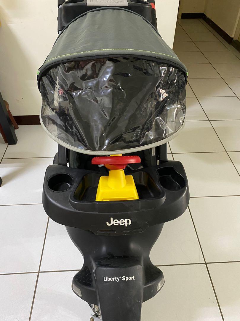 美國Jeep Liberty stroller避震推車, 嬰兒及兒童, 外出用品, 嬰兒車在旋轉拍賣