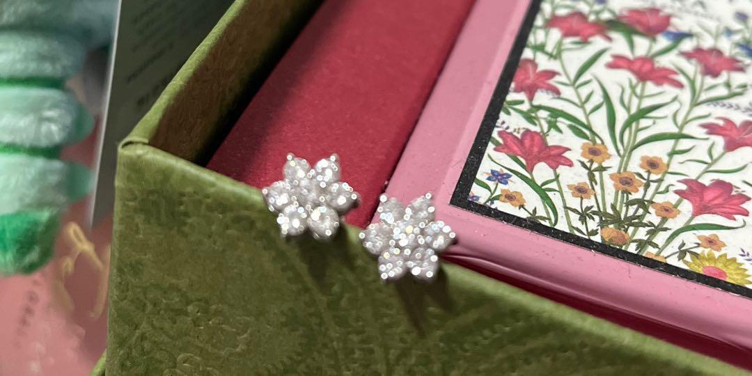 Lee hwa jewellery earrings store