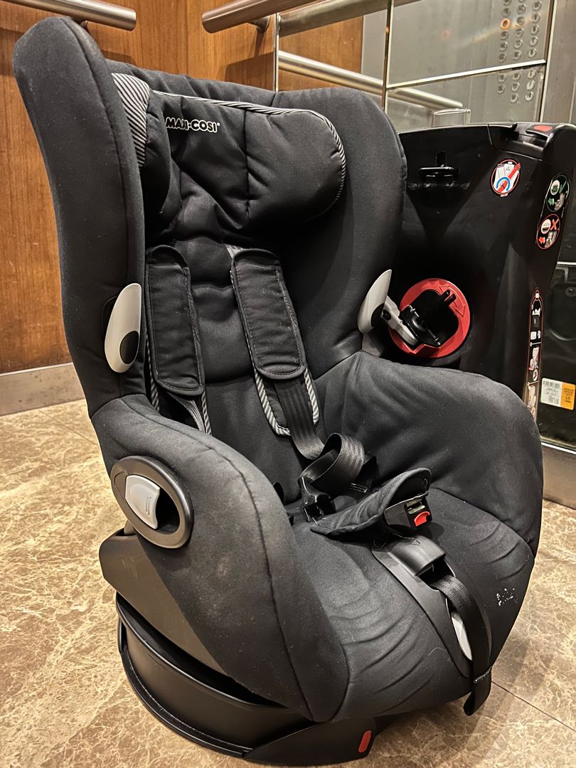 Maxi Cosi Swivel Car Seat, Babies & Kids, Going Out, Car Seats on Carousell