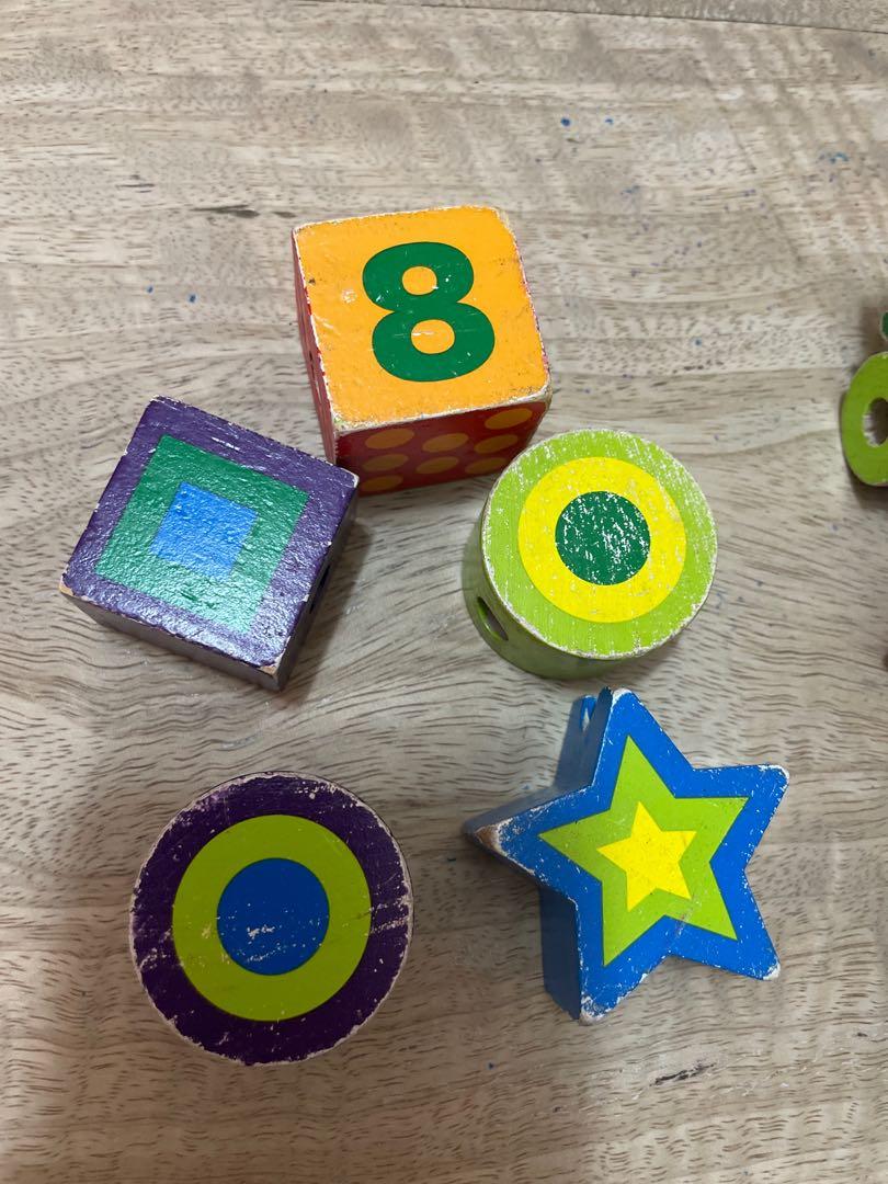 Melissa and Doug wooden stringing beads Hobbies Toys Toys