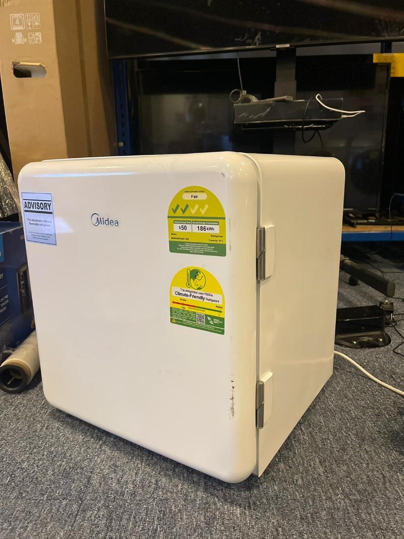 MIDEA MDRD86FGD01SG BAR FRIDGE (47L ) Display set, TV & Home