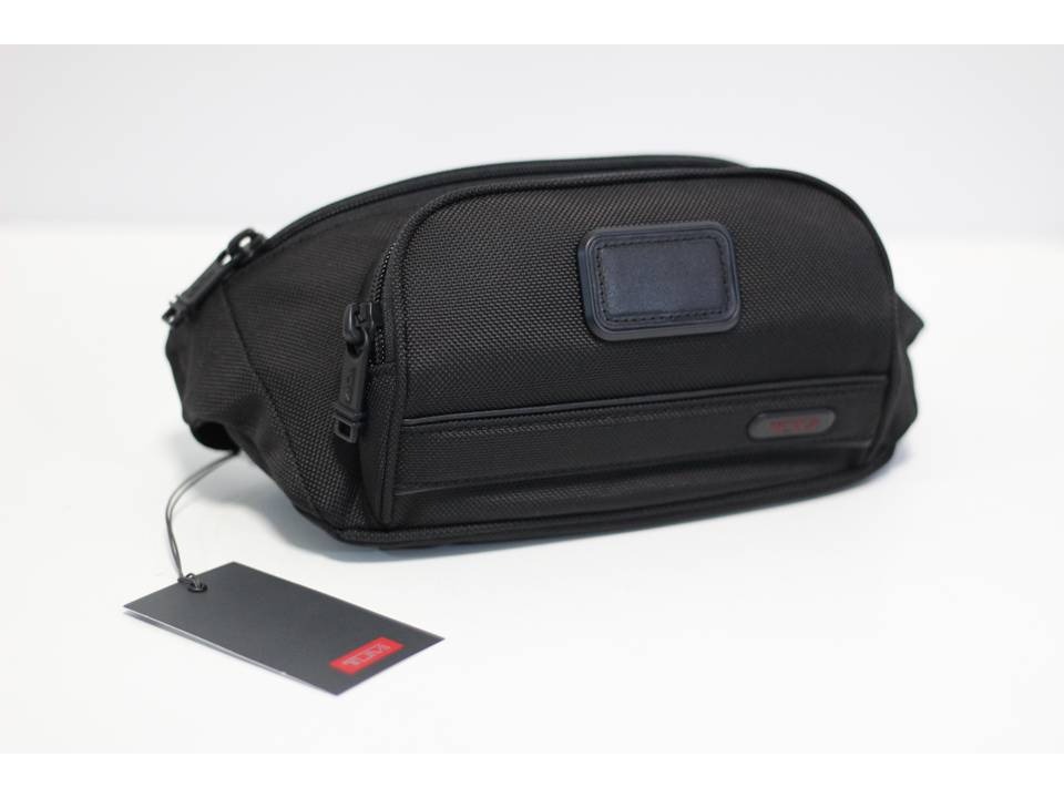 New Tumi 22303199DO Gen 4.3 Waist Pack sling bag crossbody