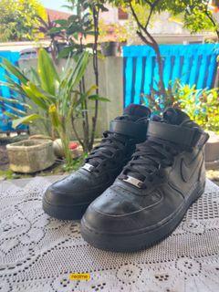 Nike Air Force 1 Triple White, Fesyen 