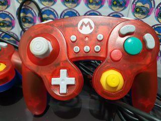 Nintendo Switch Pro Controller GameCube design Mario Edition