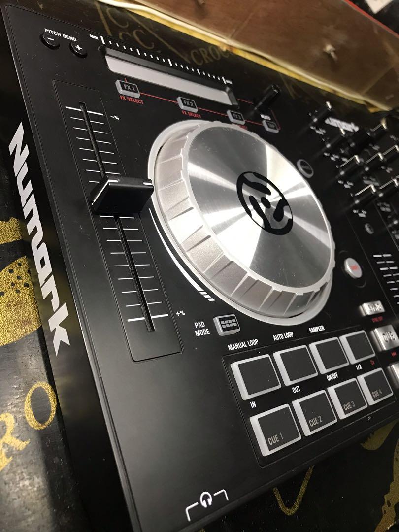 Numark DJコントローラー MixTrack Pro 3 - 器材
